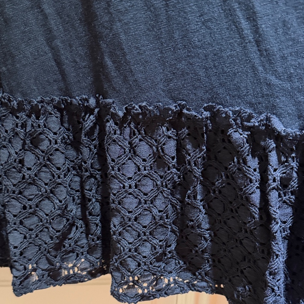 LOG0 by Lori Goldstein Women’s Black Lace-Hem Pullover Top-Sz 2X-NWT - Picture 4 of 9